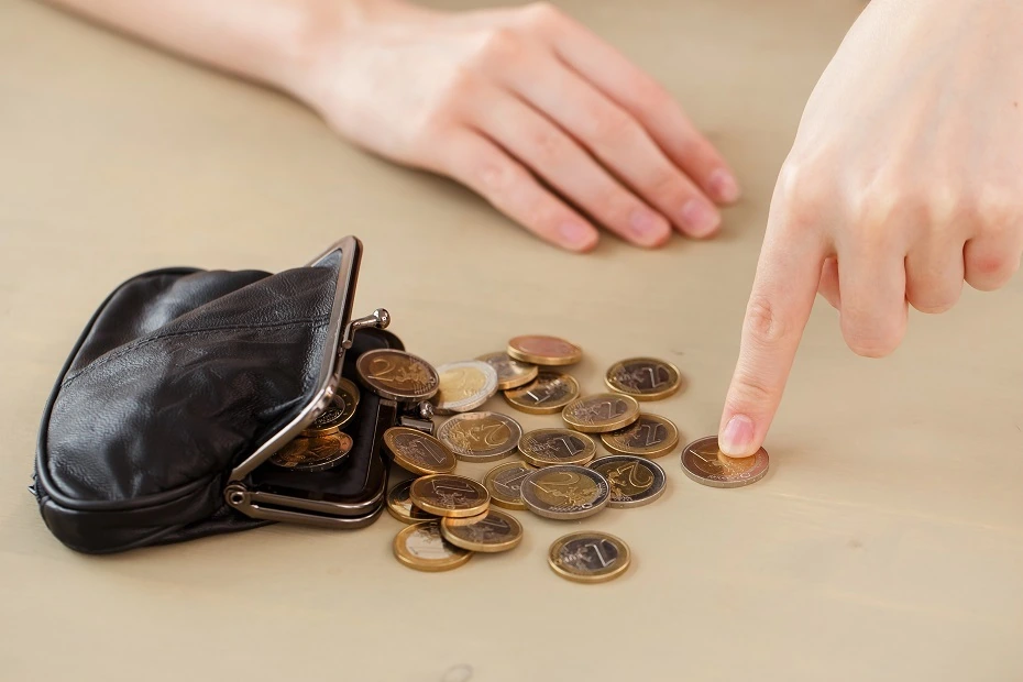 Skolos mokėjimas dalimis: ką susitarti prieš pirmą įmoką?